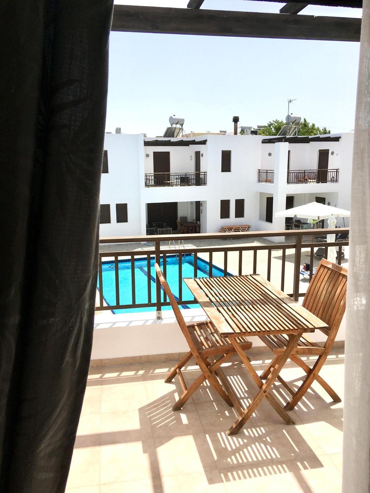 Harmonia At Gennadi Court Exterior foto